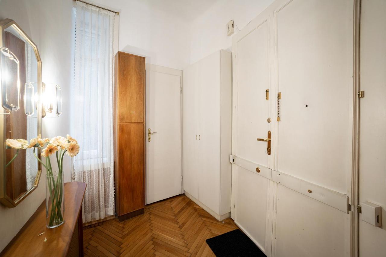 Hideaway Wahring Apartment Viena Exterior foto