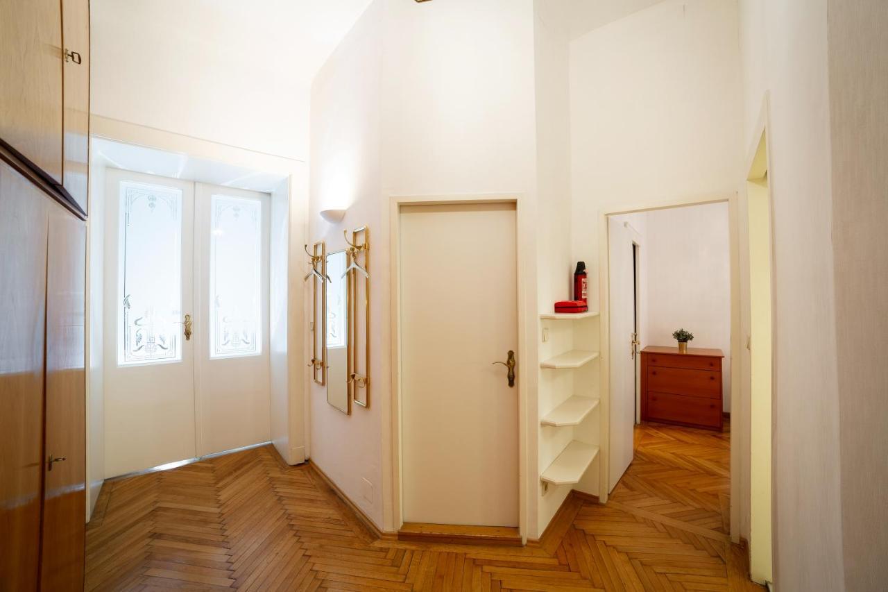 Hideaway Wahring Apartment Viena Exterior foto